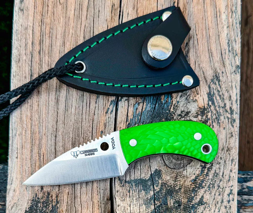 Cuchillos Yoda Juma mango verde de Cudeman, funda cuero
