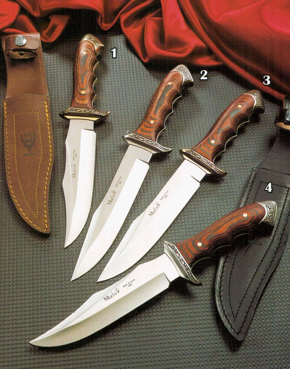 Cuchillo Venecia con puño de madera