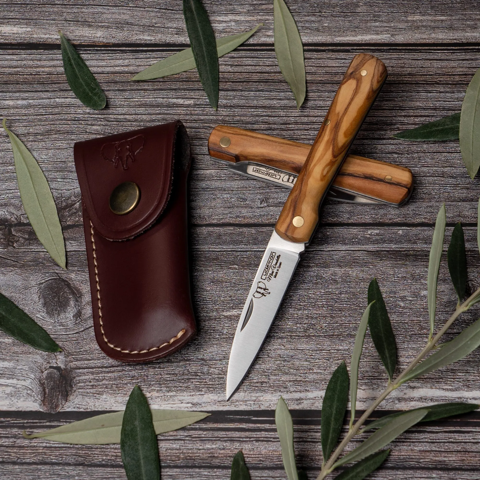 Navaja de caza Mini Vendetta, mango olivo natural (con funda)