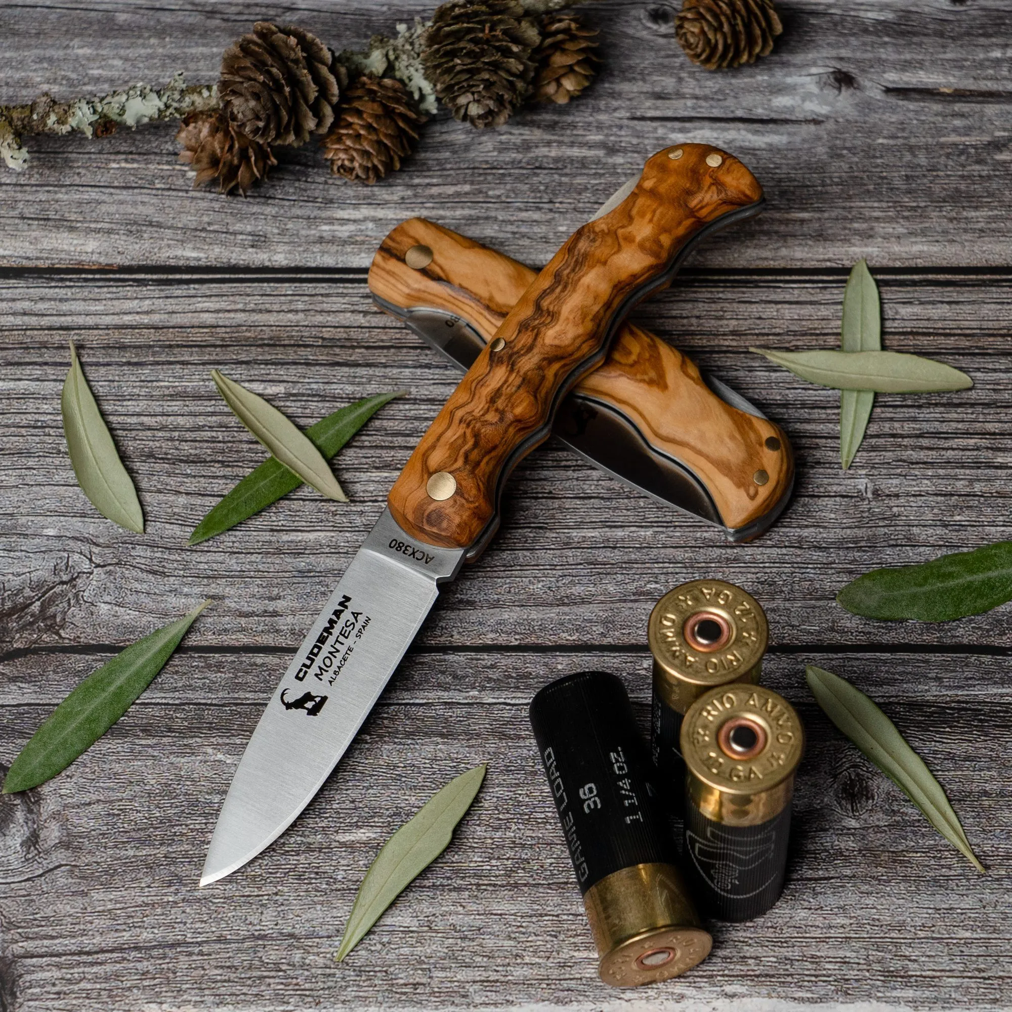 Navaja Caza Montesa de Cudeman (18,5 cm.)