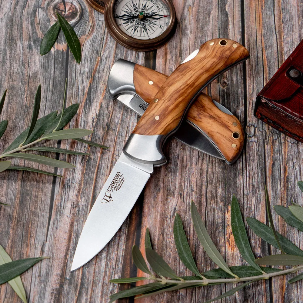 Navaja de caza mango olivo, hoja 9,5 cms.